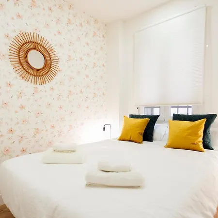 Alohamundi Puerta Osario Apartment Seville